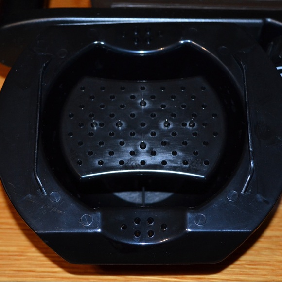 Crofton collapsible mandolin slicer with food holder - Picture 7 of 8